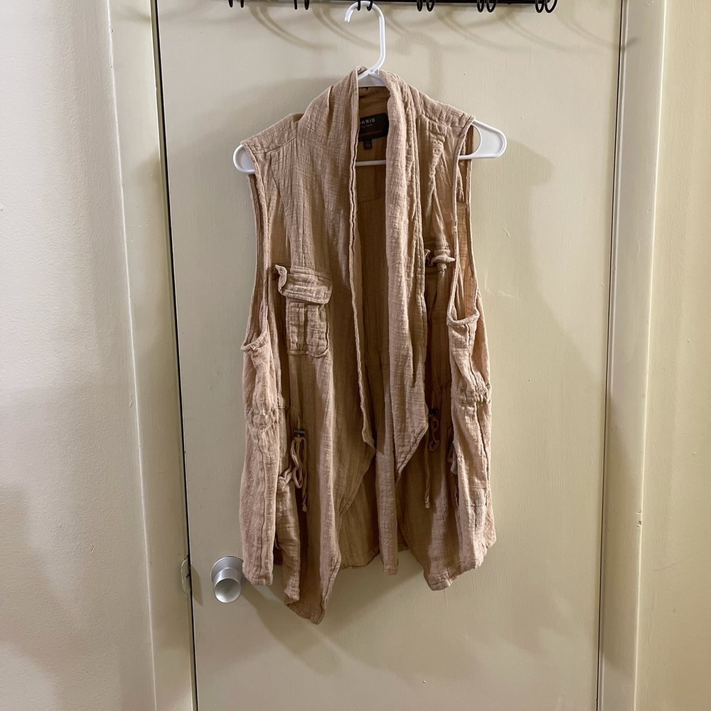 Torrid vest